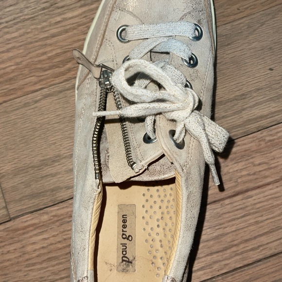 Multiple styles - Picture 2 of 15